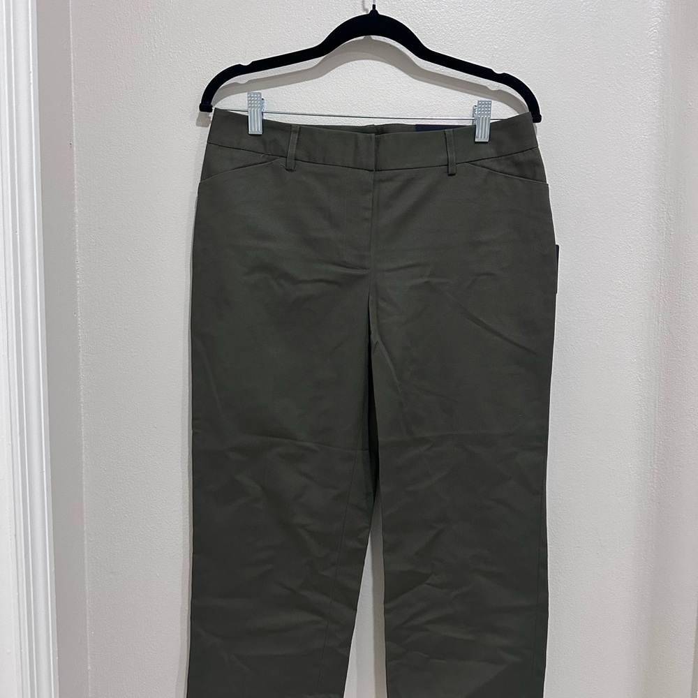 Olive Green Straight capri